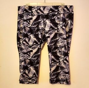 Danskin Exercise Capri